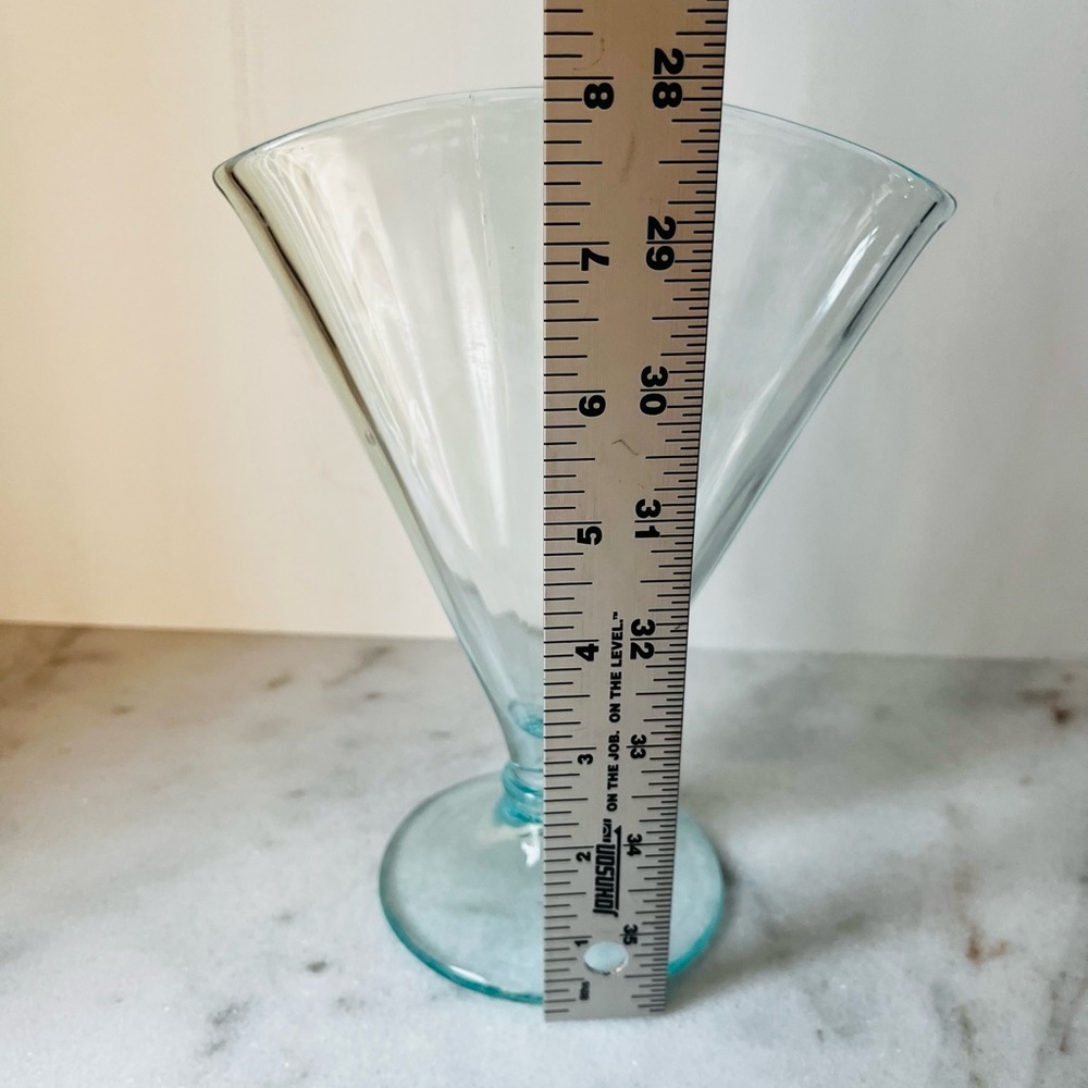 Antique blue glass fan vase - Picture 11 of 13